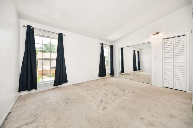 10615 Briar Forest Drive 1001, Houston, TX 77042