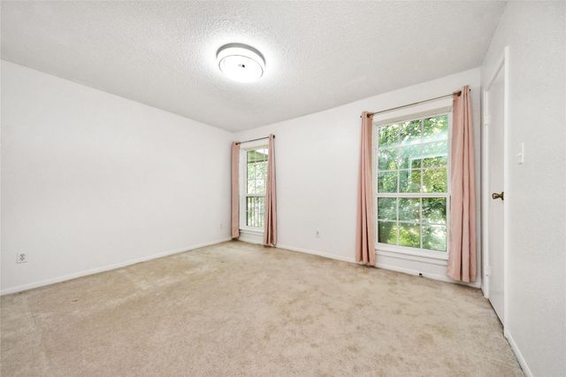 10615 Briar Forest Drive 1001, Houston, TX 77042