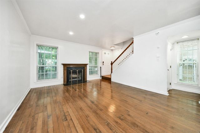 10615 Briar Forest Drive 1001, Houston, TX 77042