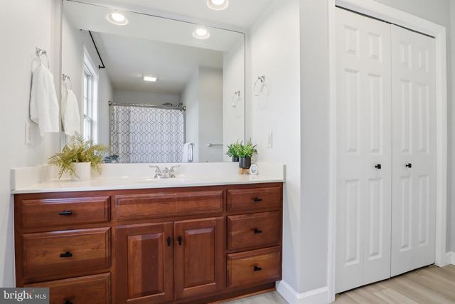 85 ANGELA LN, York, PA 17402