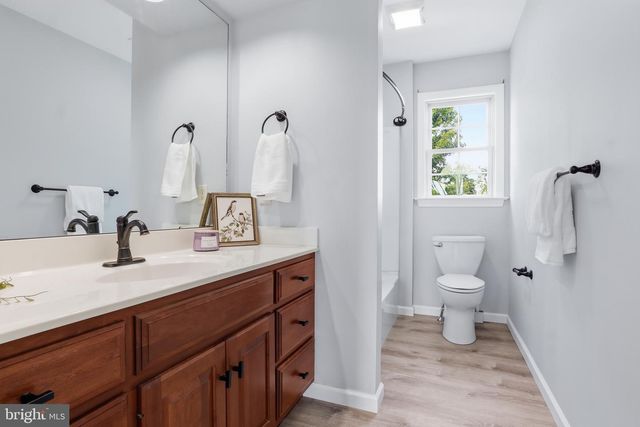 85 ANGELA LN, York, PA 17402