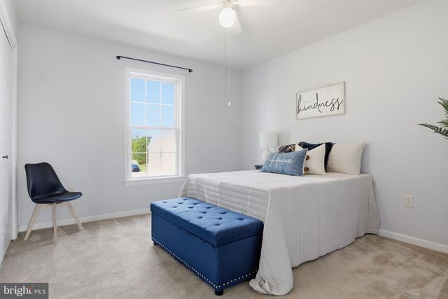 85 ANGELA LN, York, PA 17402