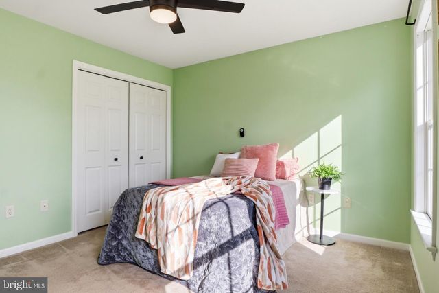 85 ANGELA LN, York, PA 17402