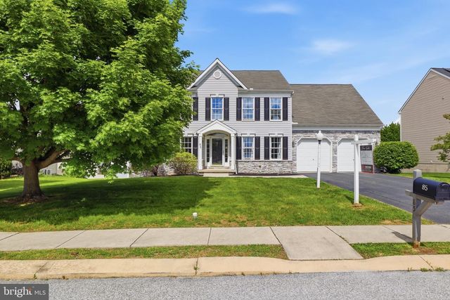 85 ANGELA LN, York, PA 17402