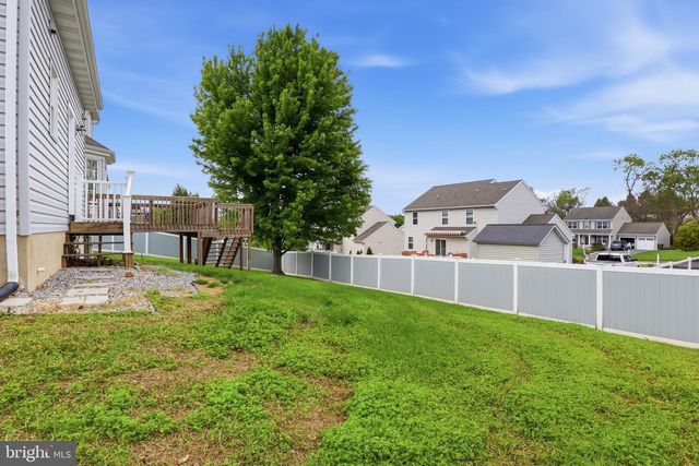 85 ANGELA LN, York, PA 17402