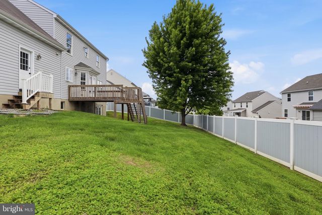 85 ANGELA LN, York, PA 17402