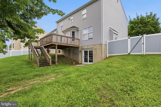 85 ANGELA LN, York, PA 17402
