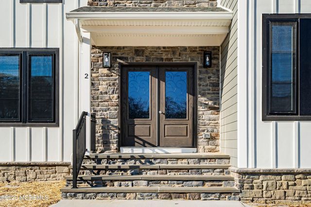 2 Haystack Court, Howell, NJ 07731