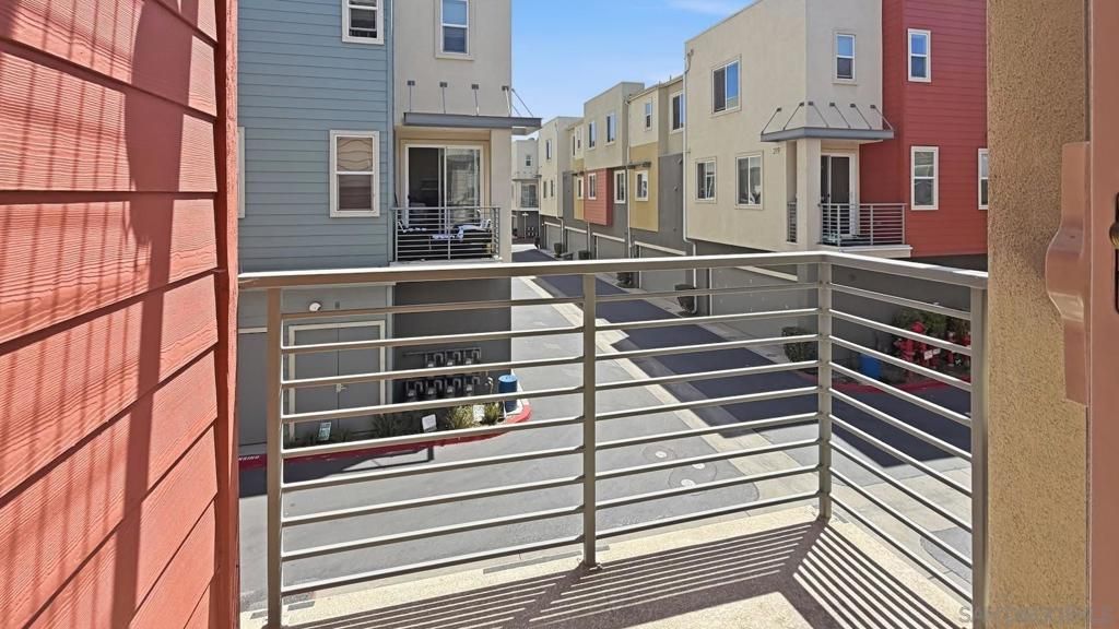 Image 14 of property listing at 214 Antoni Gln 710, Escondido, CA 92025