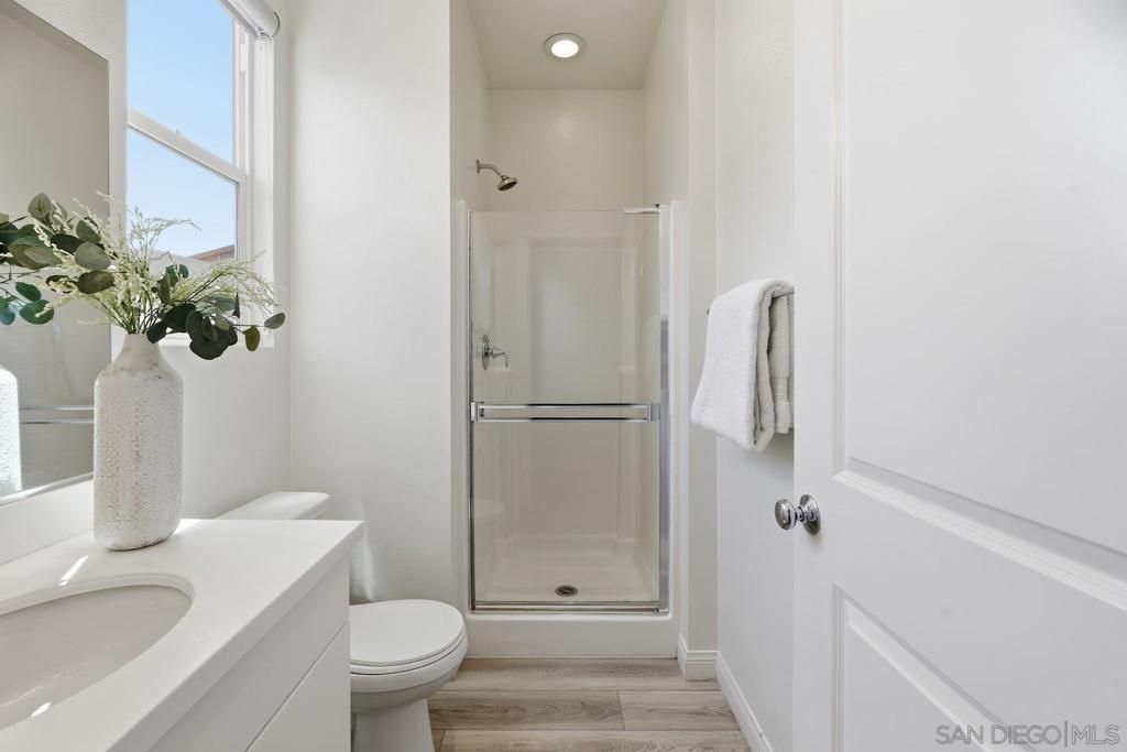 Image 22 of property listing at 214 Antoni Gln 710, Escondido, CA 92025