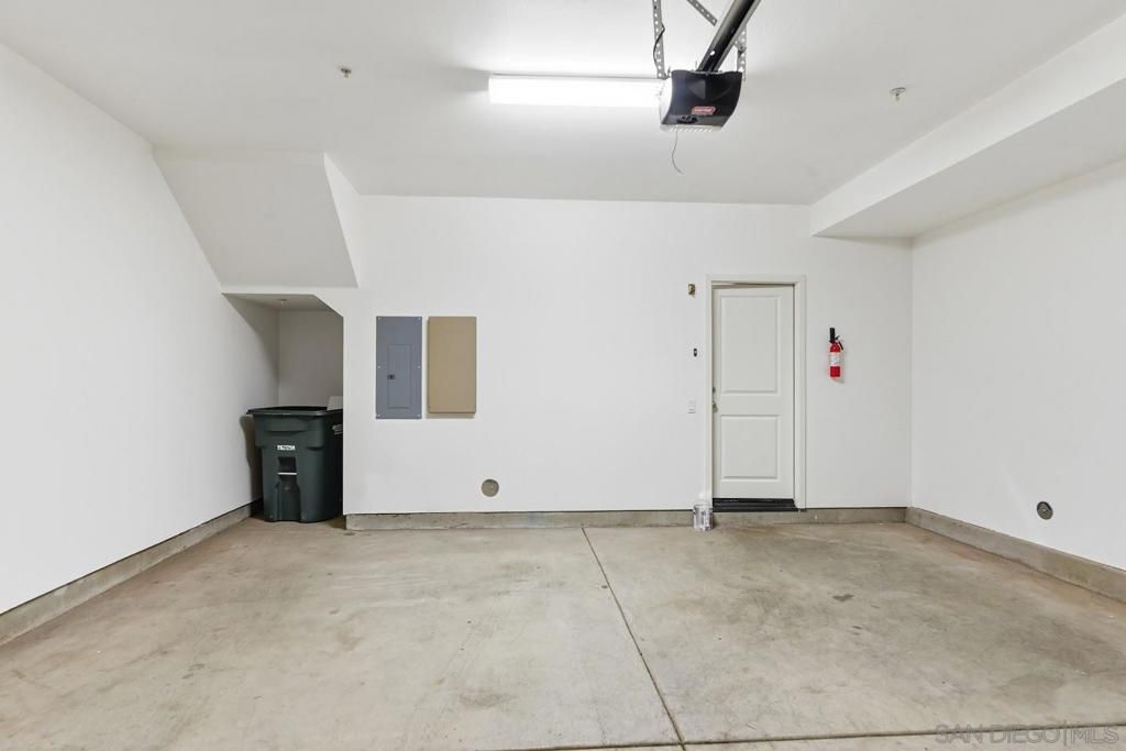 Image 25 of property listing at 214 Antoni Gln 710, Escondido, CA 92025