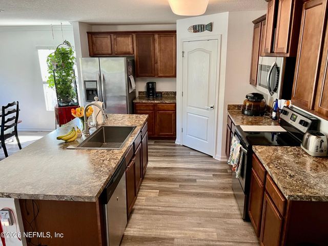 166 GREEN PALM Court, St. Augustine, FL 32086