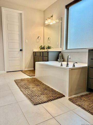 1804 Bighorn, New Braunfels, TX 78132