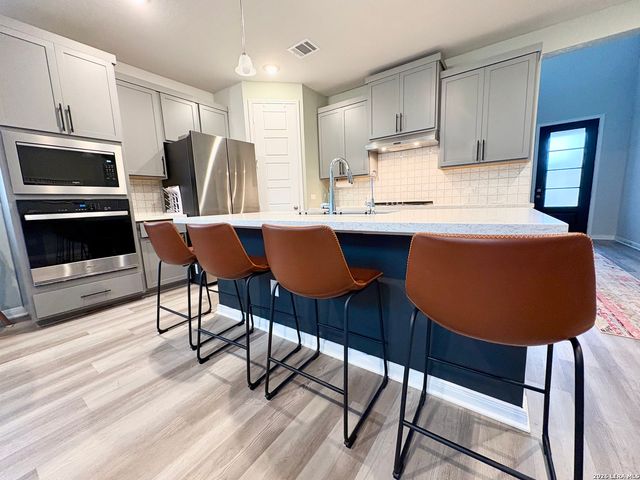 1804 Bighorn, New Braunfels, TX 78132