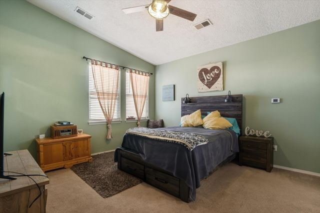 241 Big Sky Avenue SW, Los Lunas, NM 87031