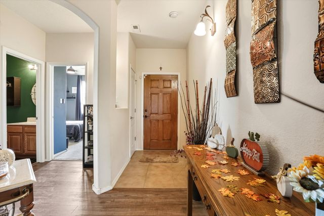 241 Big Sky Avenue SW, Los Lunas, NM 87031