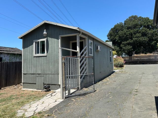 1013 Benicia Rd, Vallejo, CA 94591