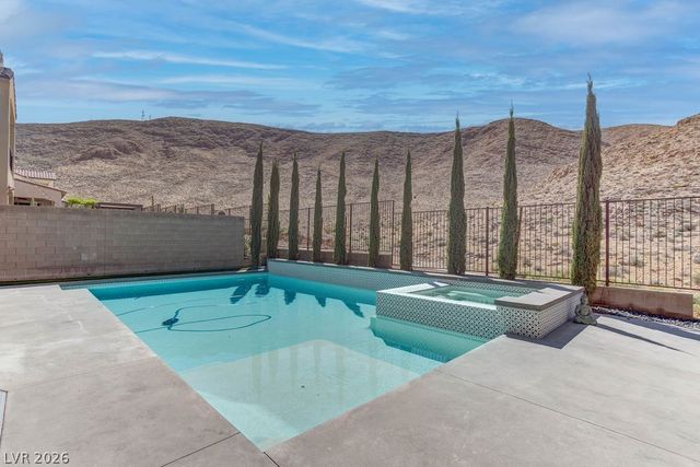 12735 Coastline Shadow Street, Las Vegas, NV 89141