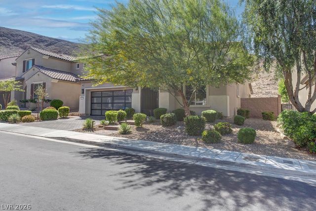 12735 Coastline Shadow Street, Las Vegas, NV 89141