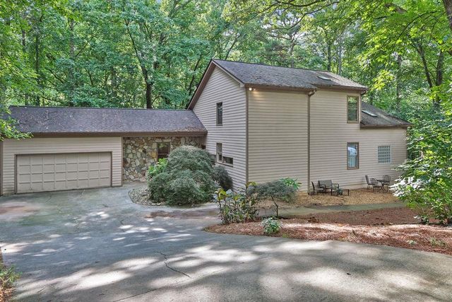 8760 S Mount Drive, Alpharetta, GA 30022