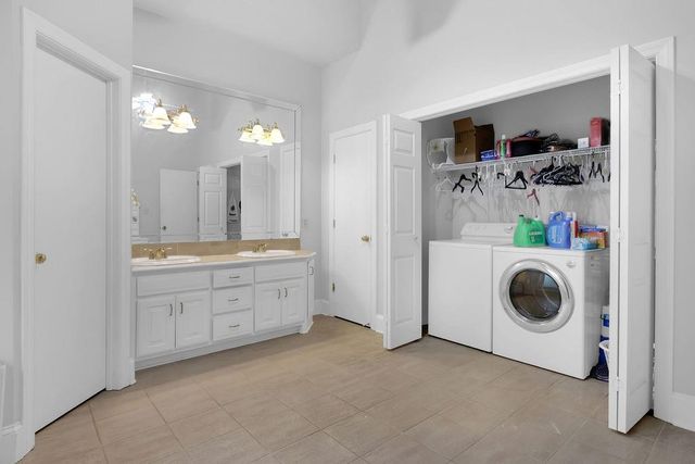 8760 S Mount Drive, Alpharetta, GA 30022