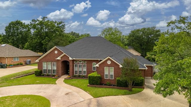5701 Churchill Drive, Tyler, TX 75703
