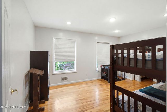 18 Wyoming Drive, Jackson, NJ 08527