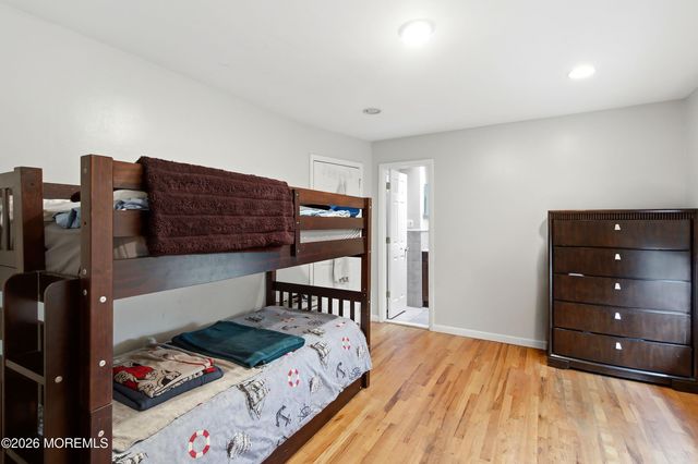 18 Wyoming Drive, Jackson, NJ 08527