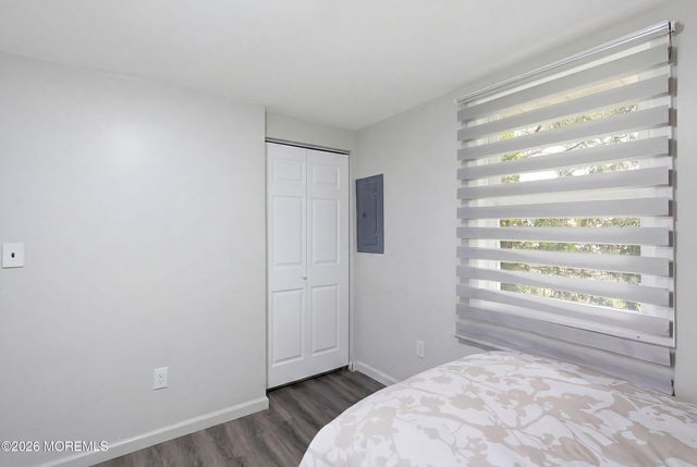18 Wyoming Drive, Jackson, NJ 08527
