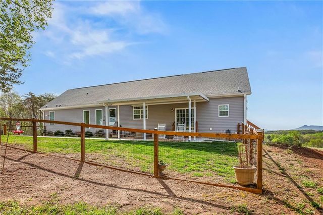 724 Tom Cook Road, Pilot Mountain, NC 27041