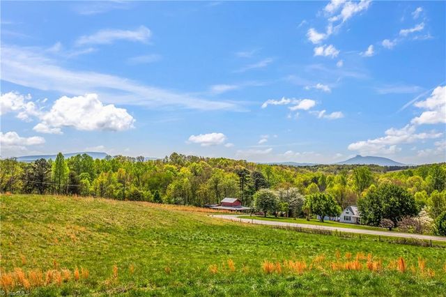 724 Tom Cook Road, Pilot Mountain, NC 27041