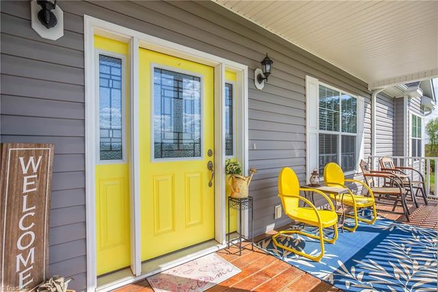 724 Tom Cook Road, Pilot Mountain, NC 27041