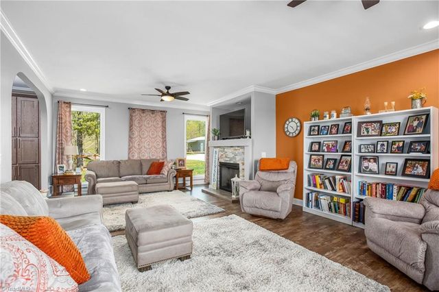 724 Tom Cook Road, Pilot Mountain, NC 27041