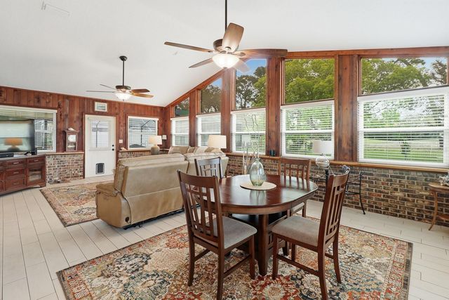 407 GLEN ABBEY LANE, Debary, FL 32713