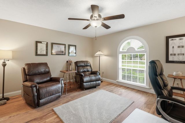 407 GLEN ABBEY LANE, Debary, FL 32713