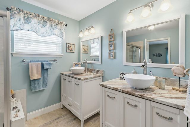 407 GLEN ABBEY LANE, Debary, FL 32713