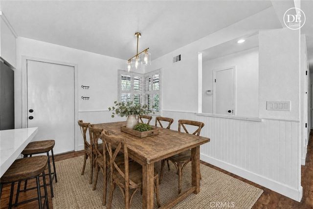 5972 Meadowlark Drive, Huntington Beach, CA 92649