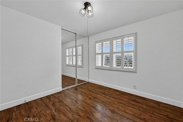 5972 Meadowlark Drive, Huntington Beach, CA 92649