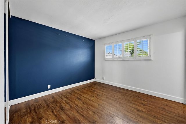 5972 Meadowlark Drive, Huntington Beach, CA 92649