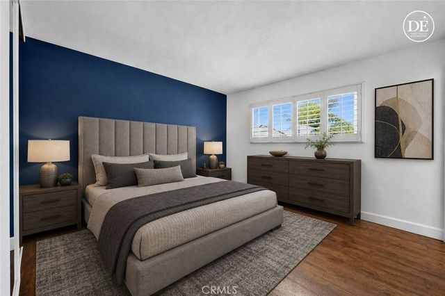 5972 Meadowlark Drive, Huntington Beach, CA 92649