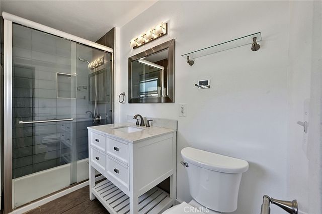 5972 Meadowlark Drive, Huntington Beach, CA 92649