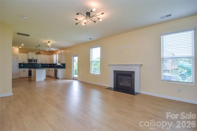 125 Dawn Run Loop, Mooresville, NC 28115