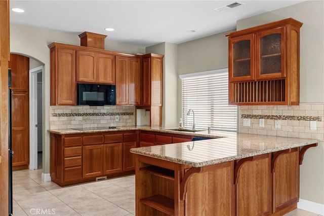 14 Sparrow Hawk, Chico, CA 95928