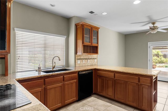 14 Sparrow Hawk, Chico, CA 95928