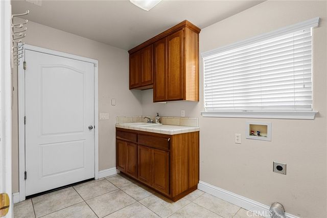 14 Sparrow Hawk, Chico, CA 95928