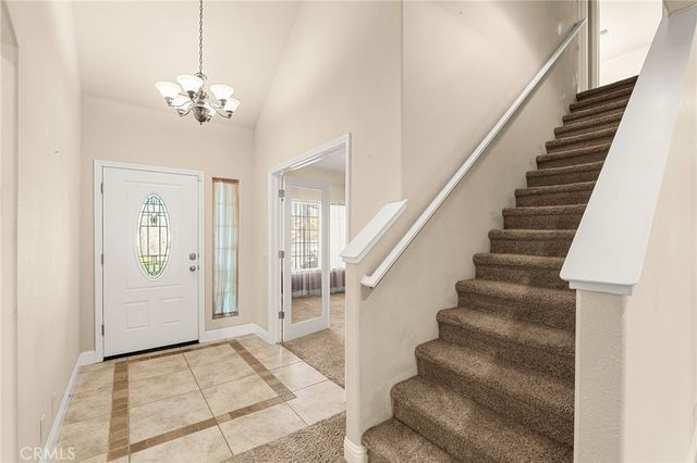 14 Sparrow Hawk, Chico, CA 95928