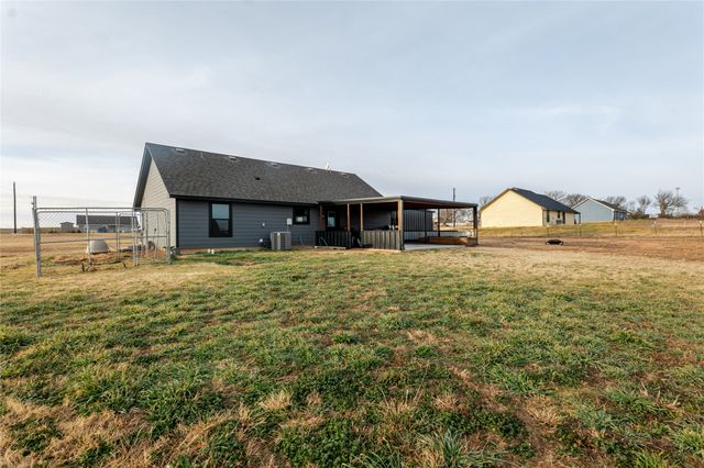 945 Erwin Road, Poolville, TX 76487