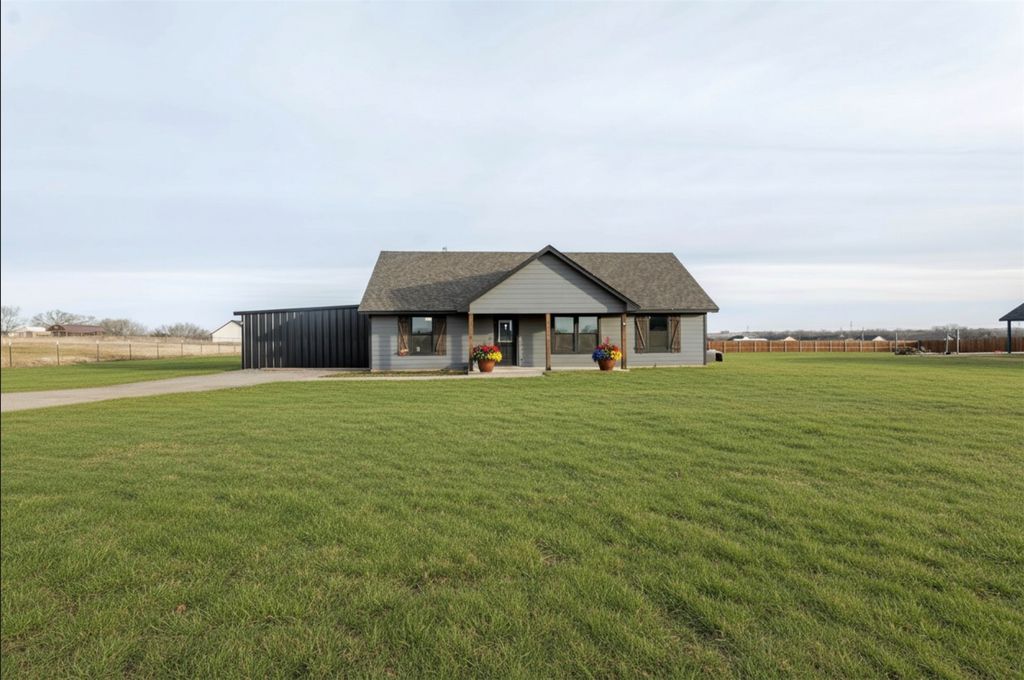 945 Erwin Road, Poolville, TX 76487