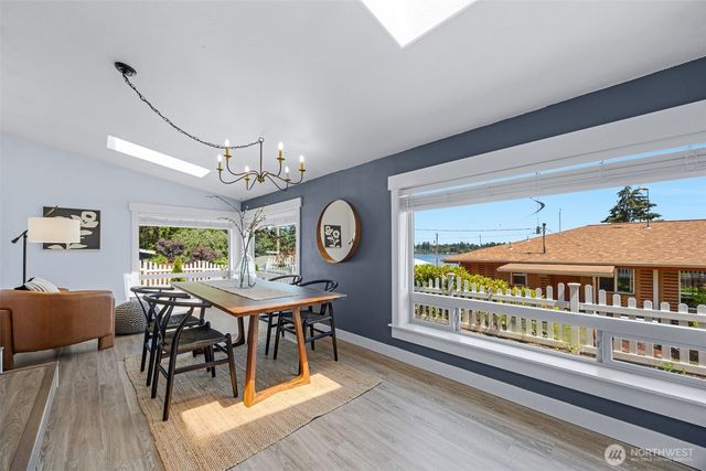 1216 118th Place SE, Everett, WA 98208