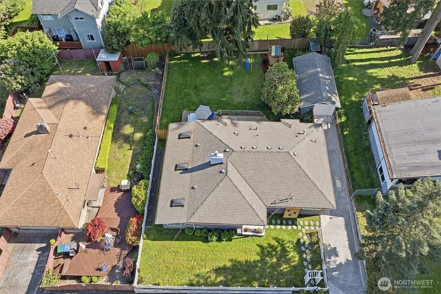 1216 118th Place SE, Everett, WA 98208
